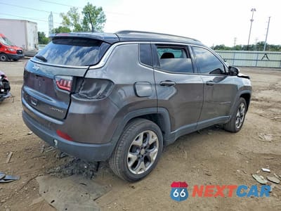 Trzecie zdjęcie samochodu z tyłu: 2018 JEEP COMPASS LIMITED VIN:3C4NJDCB6JT395622 - miniatura