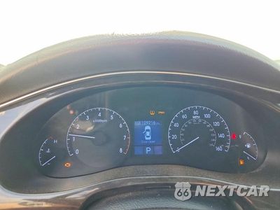 Zdjęcie 9 z 12 samochodu: 2013 HYUNDAI GENESIS 3.8L VIN:KMHGC4DD4DU243086 - miniatura