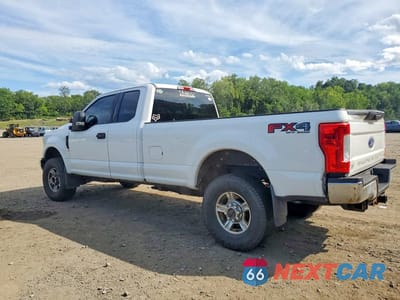 Drugie zdjęcie samochodu z przodu: 2017 FORD F250 SUPER DUTY VIN:1FT7X2B60HEB55623 - miniatura