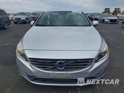 Piąte zdjęcie samochodu w środku: 2015 VOLVO S60 PLATINUM VIN:YV149MFM0F2336327 - miniatura