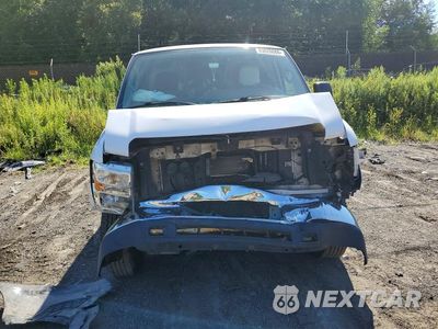 Piąte zdjęcie samochodu w środku: 2014 FORD E250 DELIVERY VAN VIN:1FTNE2EW0EDA42152 - miniatura