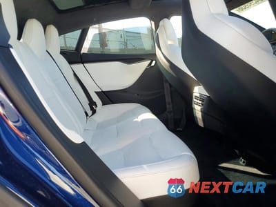 Zdjęcie 10 z 12 samochodu: 2018 TESLA MODEL S VIN:5YJSA1E25JF276702 - miniatura