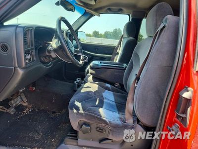 Zdjęcie 7 z 12 samochodu: 2001 GMC NEW SIERRA C1500 VIN:2GTEC19T411237712 - miniatura