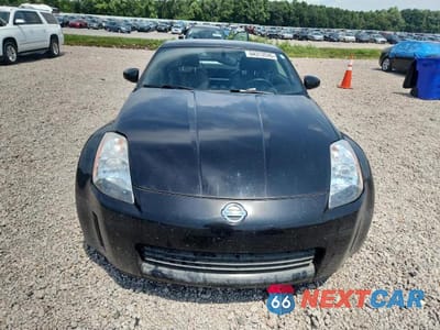 Piąte zdjęcie samochodu w środku: 2005 NISSAN 350Z BASE VIN:JN1AZ34D15M606404 - miniatura