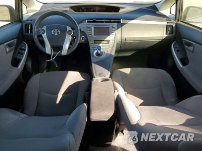 Zdjęcie 8 z 13 samochodu: 2014 TOYOTA PRIUS PLUG-IN HYBRID BASE VIN:JTDKN3DP4E3056807 - miniatura