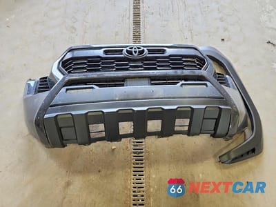 Zdjęcie 12 z 13 samochodu: 2024 TOYOTA TACOMA TRD OFF-ROAD VIN:3TMLB5JN7RM081703 - miniatura
