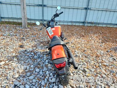 Czwarte zdjęcie samochodu z boku: 2025 HONDA VT750 C2B VIN:JH2RC53E6SK100296 - miniatura