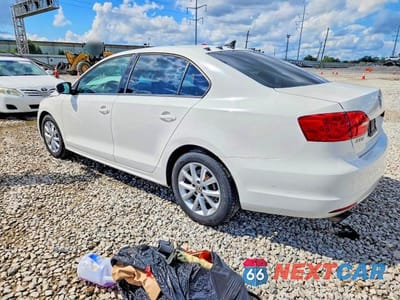 Drugie zdjęcie samochodu z przodu: 2012 VOLKSWAGEN JETTA SE VIN:3VWDX7AJ5CM079693 - miniatura