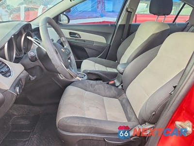 Zdjęcie 7 z 12 samochodu: 2014 CHEVROLET CRUZE LS VIN:1G1PA5SG0E7419329 - miniatura