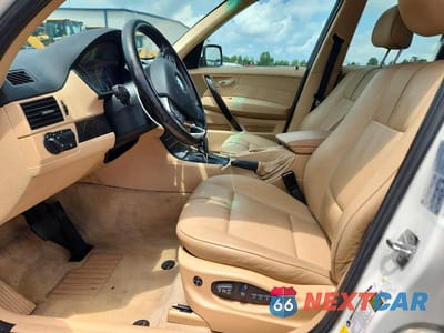 Zdjęcie 7 z 13 samochodu: 2007 BMW X3 3.0SI VIN:WBXPC93447WF24595 - miniatura