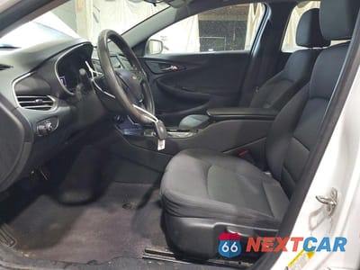 Zdjęcie 7 z 12 samochodu: 2017 CHEVROLET MALIBU LS VIN:1G1ZB5ST4HF204064 - miniatura