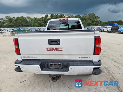 Zdjęcie 6 z 13 samochodu: 2017 GMC SIERRA K2500 DENALI VIN:1GT12UEY9HF247952 - miniatura