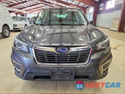 Piąte zdjęcie samochodu w środku: 2020 SUBARU FORESTER LIMITED VIN:JF2SKAUC4LH462372 - miniatura