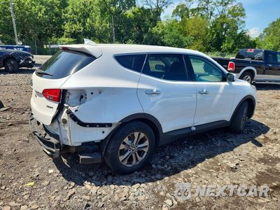 Trzecie zdjęcie samochodu z tyłu: 2016 HYUNDAI SANTA FE SPORT 2.4L VIN:5XYZT3LB0GG337804 - miniatura