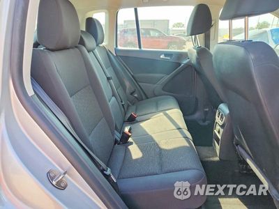 Zdjęcie 11 z 13 samochodu: 2017 VOLKSWAGEN TIGUAN S VIN:WVGAV7AX2HK051828 - miniatura