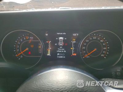 Zdjęcie 9 z 13 samochodu: 2018 JEEP WRANGLER UNLIMITED SAHARA VIN:1C4HJXEG7JW108709 - miniatura