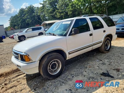 1996 CHEVROLET BLAZER 1GNCS13W1T2187990 - główne zdjęcie licytacji z USA - miniatura