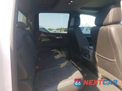 Zdjęcie 10 z 12 samochodu: 2024 GMC SIERRA K1500 DENALI VIN:1GTUUGED6RZ186372 - miniatura