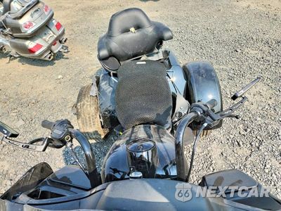 Piąte zdjęcie samochodu w środku: 2023 HARLEY-DAVIDSON FLTRT VIN:1HD1MFP11PB861503 - miniatura