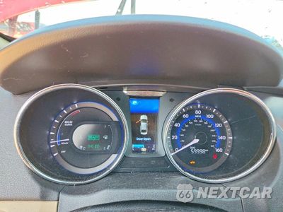 Zdjęcie 9 z 12 samochodu: 2015 HYUNDAI SONATA HYBRID BASE VIN:KMHEC4A47FA138848 - miniatura
