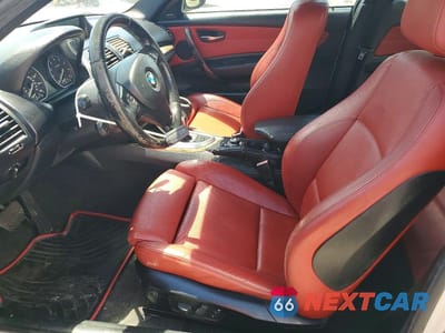Zdjęcie 7 z 12 samochodu: 2011 BMW 135 I VIN:WBAUC9C55BVM09120 - miniatura