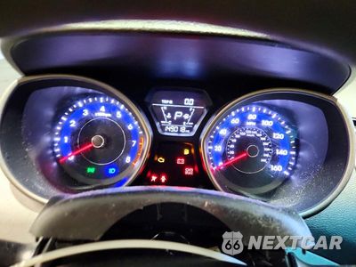 Zdjęcie 9 z 13 samochodu: 2014 HYUNDAI ELANTRA SE VIN:5NPDH4AEXEH539148 - miniatura