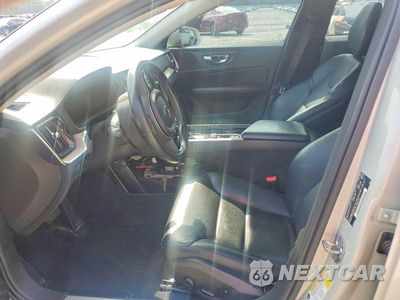 Zdjęcie 7 z 12 samochodu: 2021 VOLVO S60 T5 MOMENTUM VIN:7JR102FK5MG096487 - miniatura