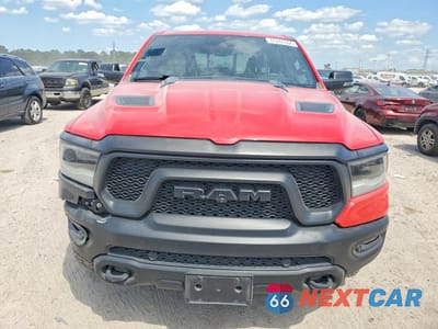 Piąte zdjęcie samochodu w środku: 2024 RAM 1500 REBEL VIN:1C6SRFLTXRN228246 - miniatura