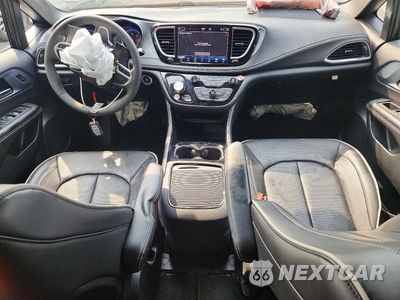 Zdjęcie 8 z 14 samochodu: 2026 CHRYSLER PACIFICA LIMITED VIN:2C4RC1GG3TR270941 - miniatura