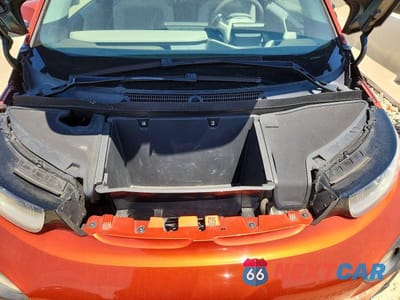 Zdjęcie 11 z 12 samochodu: 2014 BMW I3 BEV VIN:WBY1Z2C56EVX51299 - miniatura