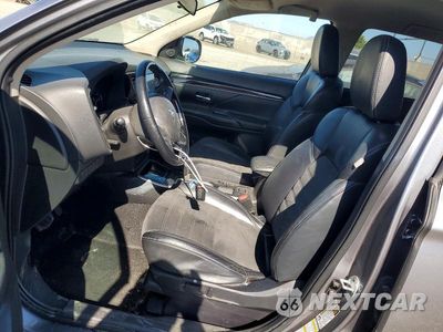 Zdjęcie 7 z 14 samochodu: 2019 MITSUBISHI OUTLANDER SE VIN:JA4AD3A31KZ015098 - miniatura