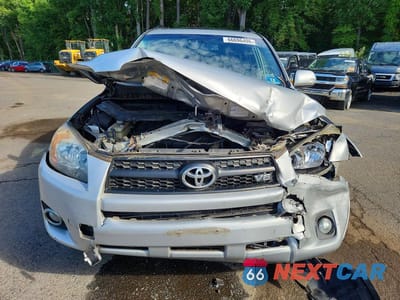 Piąte zdjęcie samochodu w środku: 2012 TOYOTA RAV4 SPORT VIN:JTMRK4DV8C5108226 - miniatura
