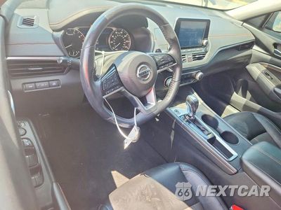 Zdjęcie 8 z 12 samochodu: 2019 NISSAN ALTIMA SR VIN:1N4BL4CV0KC169747 - miniatura