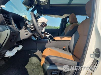 Zdjęcie 7 z 13 samochodu: 2025 LEXUS GX 550 LUXURY+ VIN:JTJVBCDX7S5057923 - miniatura