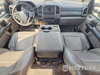 Zdjęcie 8 z 13 samochodu: 2017 FORD F450 SUPER DUTY VIN:1FD0W4GT9HEF40558 - miniatura