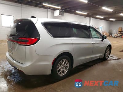 Trzecie zdjęcie samochodu z tyłu: 2024 CHRYSLER PACIFICA TOURING L VIN:2C4RC1BG1RR182616 - miniatura