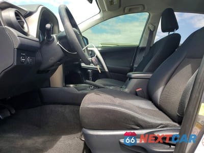 Zdjęcie 7 z 13 samochodu: 2015 TOYOTA RAV4 LE VIN:JTMZFREV6FD063295 - miniatura