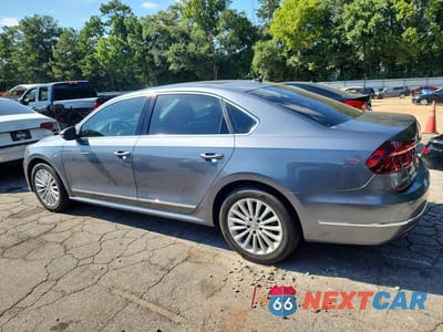 Drugie zdjęcie samochodu z przodu: 2017 VOLKSWAGEN PASSAT SE VIN:1VWBT7A37HC031156 - miniatura