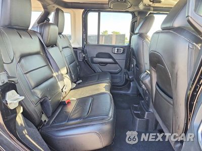 Zdjęcie 10 z 12 samochodu: 2018 JEEP WRANGLER UNLIMITED SAHARA VIN:1C4HJXEG1JW121827 - miniatura