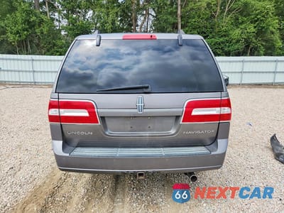 Zdjęcie 6 z 13 samochodu: 2010 LINCOLN NAVIGATOR VIN:5LMJJ2J55AEJ04472 - miniatura