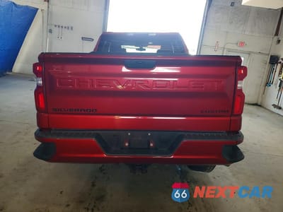 Zdjęcie 6 z 12 samochodu: 2021 CHEVROLET SILVERADO C1500 CUSTOM VIN:1GCRWBEH4MZ154244 - miniatura