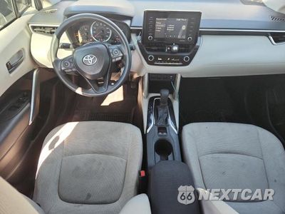 Zdjęcie 8 z 13 samochodu: 2022 TOYOTA COROLLA CROSS VIN:7MUAAAAG5NV006860 - miniatura