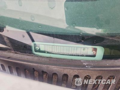 Zdjęcie 12 z 12 samochodu: 2000 GMC NEW SIERRA C1500 VIN:2GTEC19T8Y1113789 - miniatura