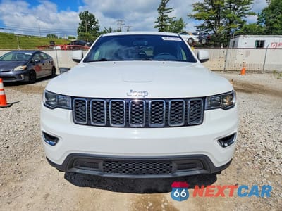 Piąte zdjęcie samochodu w środku: 2022 JEEP GRAND CHEROKEE LAREDO E VIN:1C4RJFAG5NC117033 - miniatura