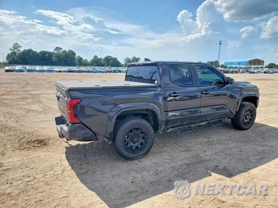 Trzecie zdjęcie samochodu z tyłu: 2026 TOYOTA TACOMA SR5 VIN:3TMLB5JN9TM221192 - miniatura