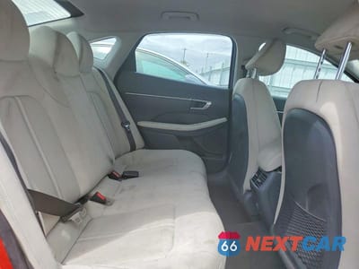 Zdjęcie 10 z 12 samochodu: 2020 HYUNDAI SONATA HYBRID SEL VIN:KMHL34JJ9LA011964 - miniatura