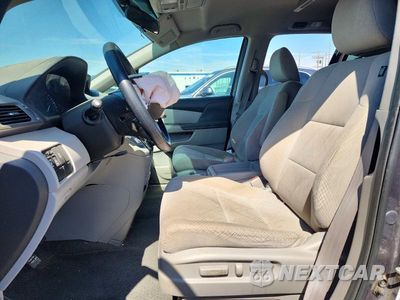 Zdjęcie 7 z 13 samochodu: 2016 HONDA ODYSSEY SE VIN:5FNRL5H3XGB096984 - miniatura