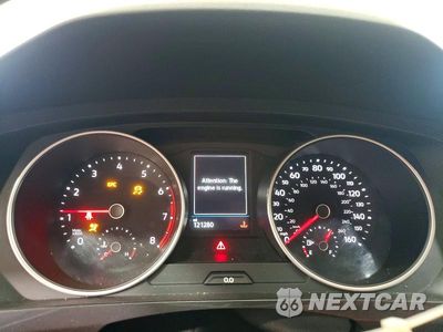 Zdjęcie 9 z 14 samochodu: 2018 VOLKSWAGEN TIGUAN SE VIN:3VV2B7AX5JM029002 - miniatura