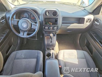 Zdjęcie 8 z 12 samochodu: 2015 JEEP PATRIOT LATITUDE VIN:1C4NJRFBXFD357364 - miniatura
