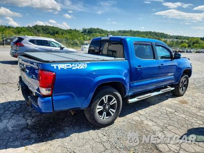Trzecie zdjęcie samochodu z tyłu: 2016 TOYOTA TACOMA TRD SPORT VIN:5TFCZ5AN8GX037857 - miniatura